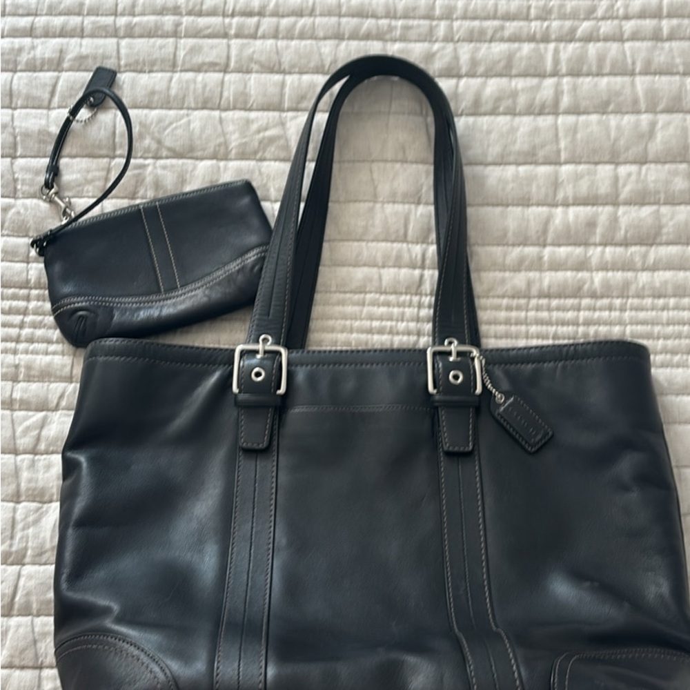 Coach Black Leather Tote Bag with Wristlet